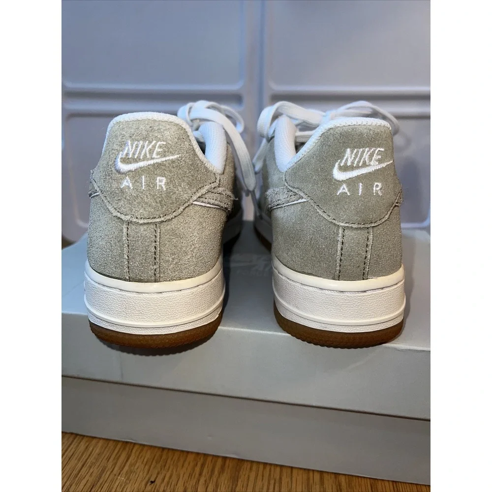 Nike Air Force 1 GS‎ Khaki White Gum Low Top Sneakers 596728-201 Kids Size 5Y